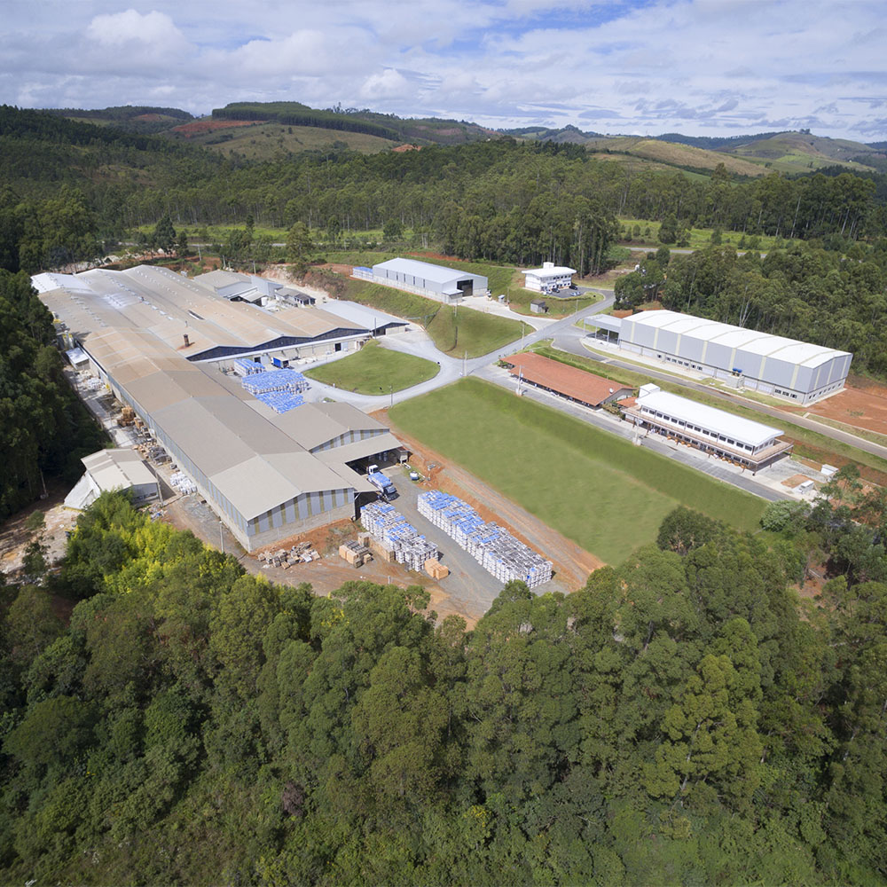 Lorenzetti anuncia investimento de R$200 milhões no segmento de louças sanitárias